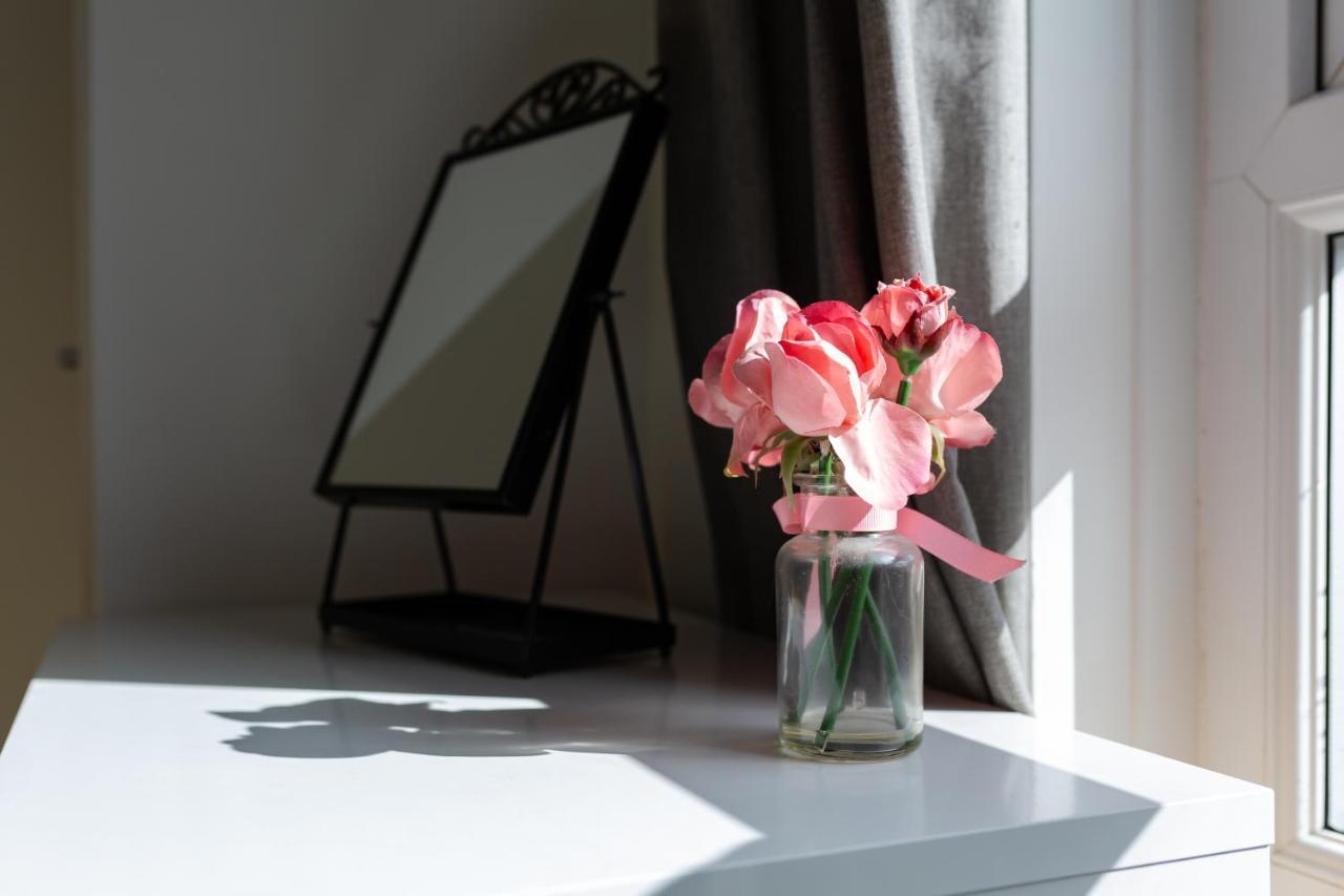 Comfortable Liverpool Townhouse - Free Parking Екстериор снимка
