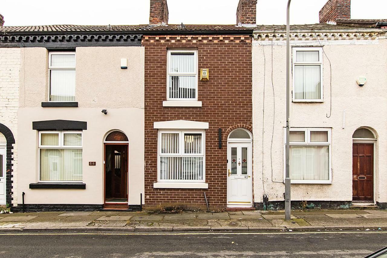 Comfortable Liverpool Townhouse - Free Parking Екстериор снимка